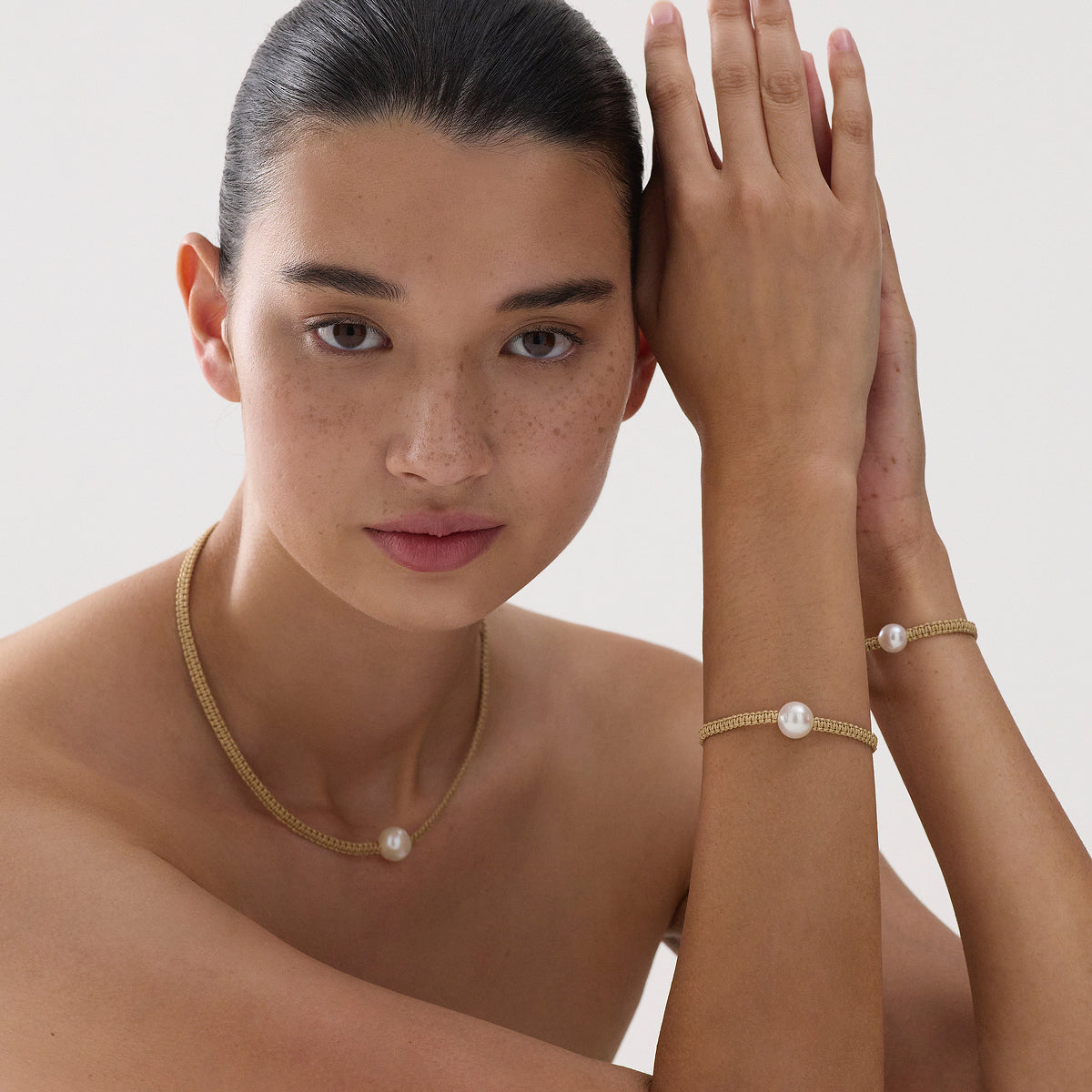 Coco Lagoon 12mm Pearl Bracelet