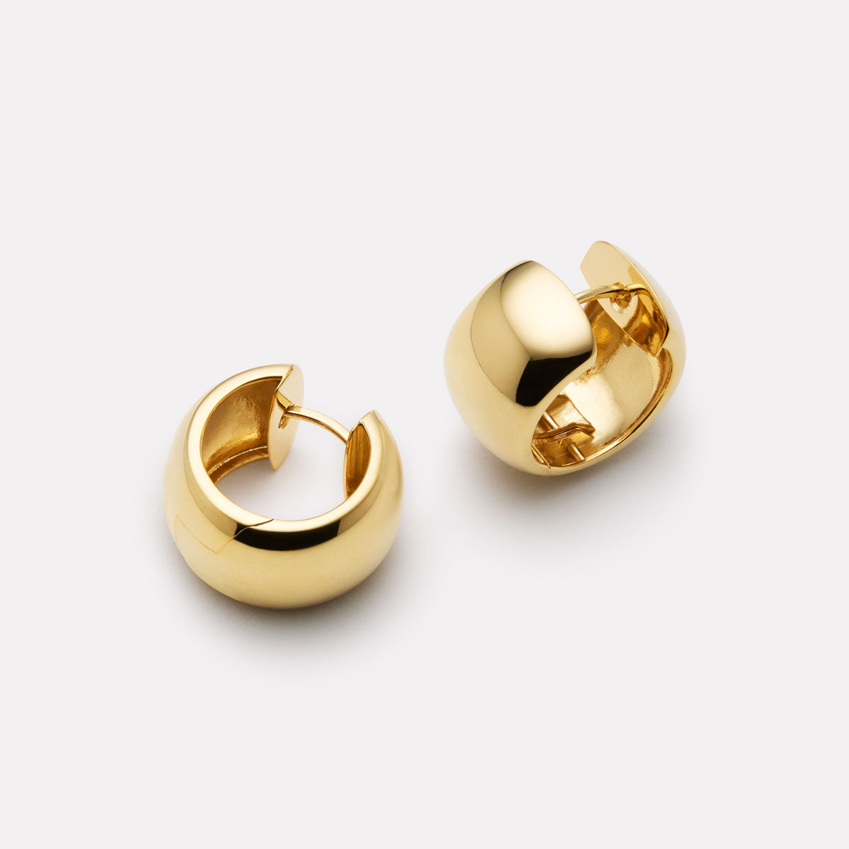 Daynight Huggie Earrings