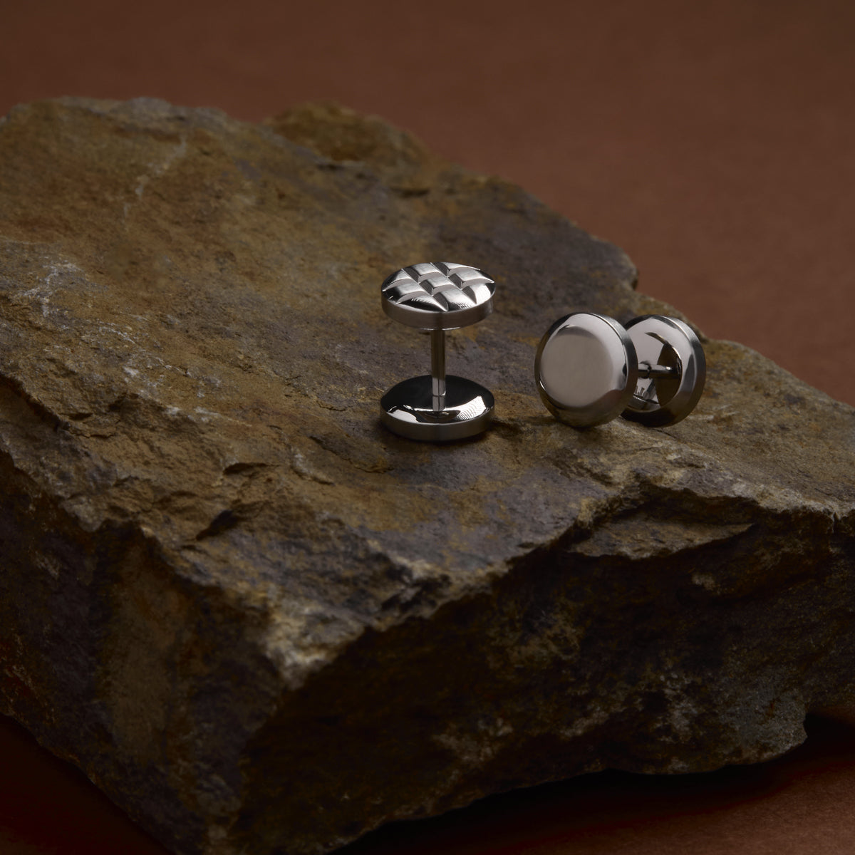 Shade 8mm Men's Reversible Earrings