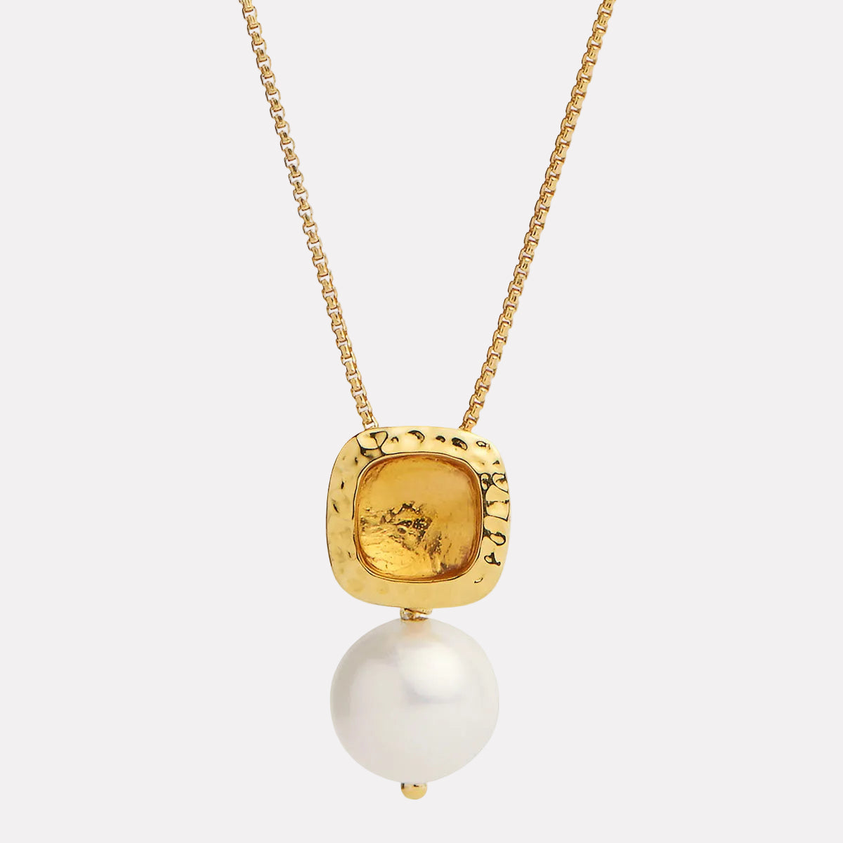 Coral Kiss Pearl Necklace
