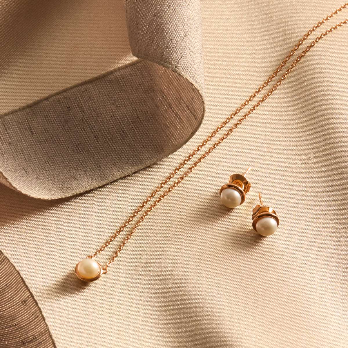 Moonbeam Pearl Stud Earrings