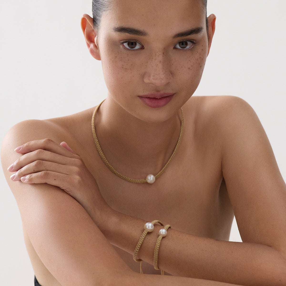 Coco Lagoon 12mm Pearl Bracelet