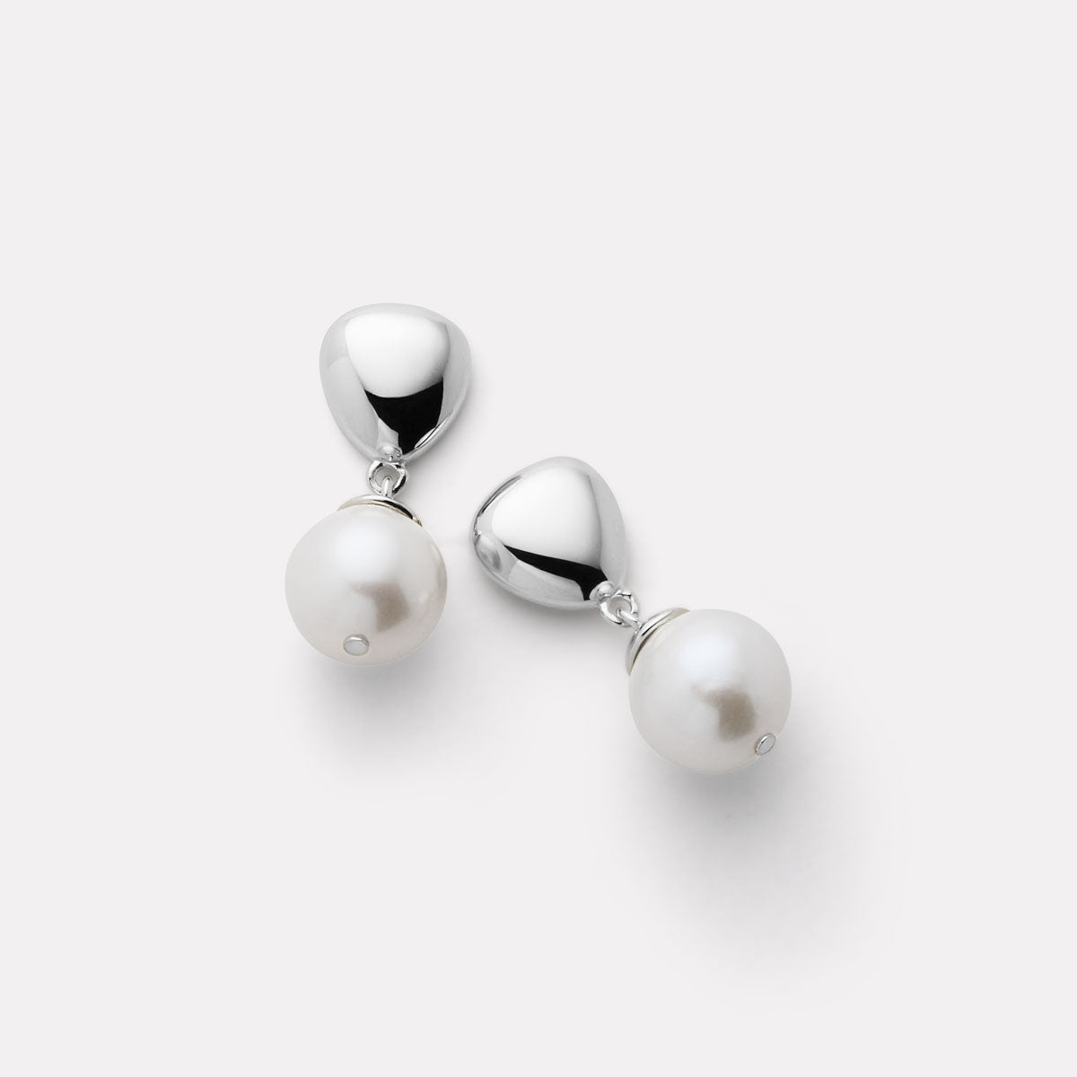 Islander Pearl Earrings