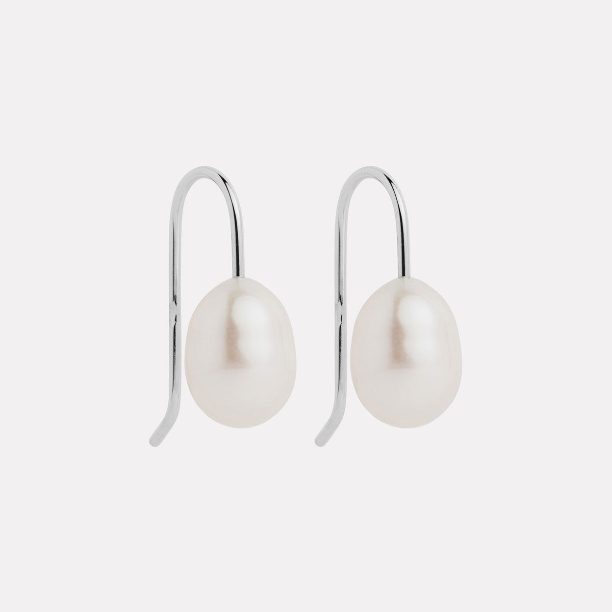 Isla Pearl Earrings