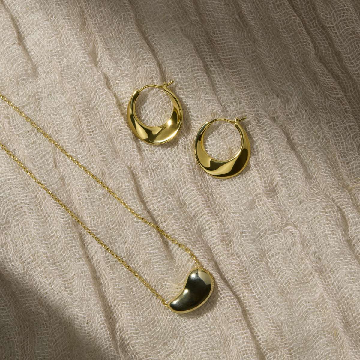 Rise Necklace