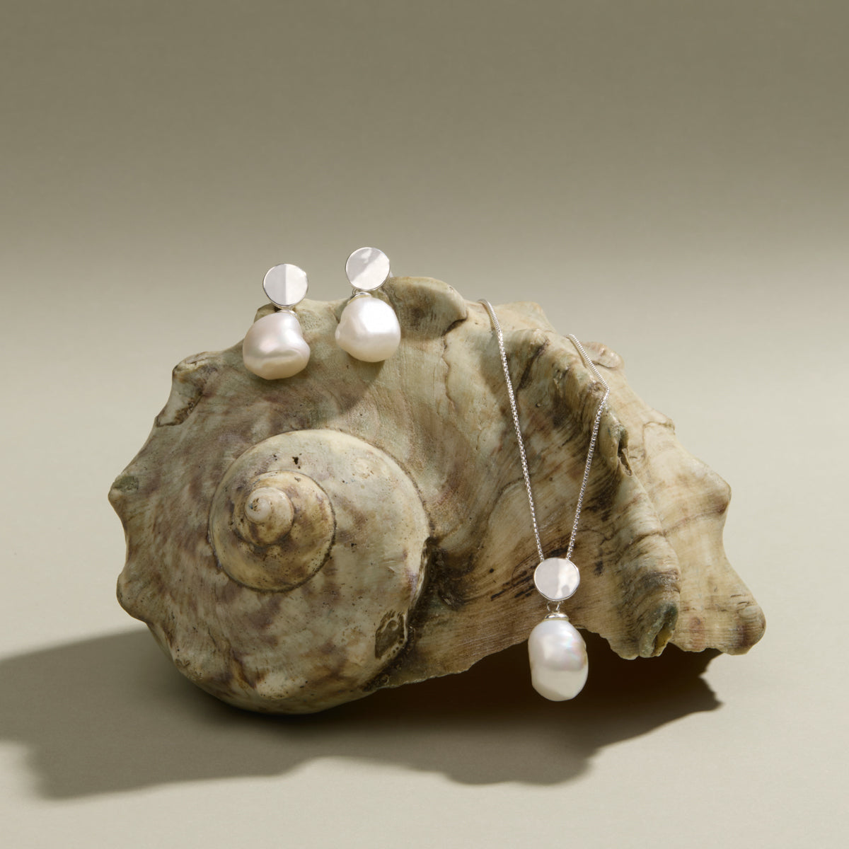 Ocean Drift Pearl Necklace