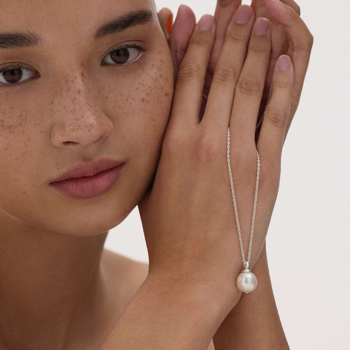 Paradise Pearl Necklace