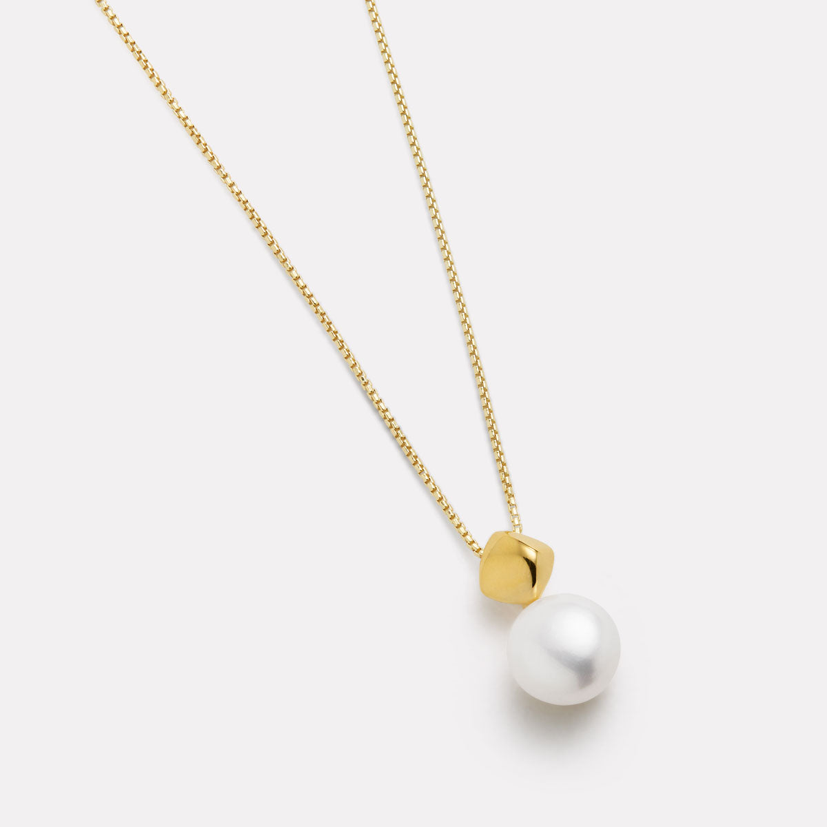 Mirage Pearl Necklace