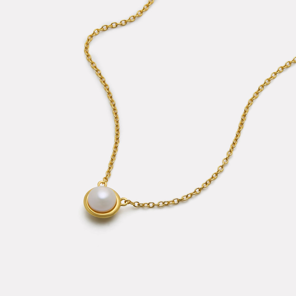 Moonbeam Pearl Necklace