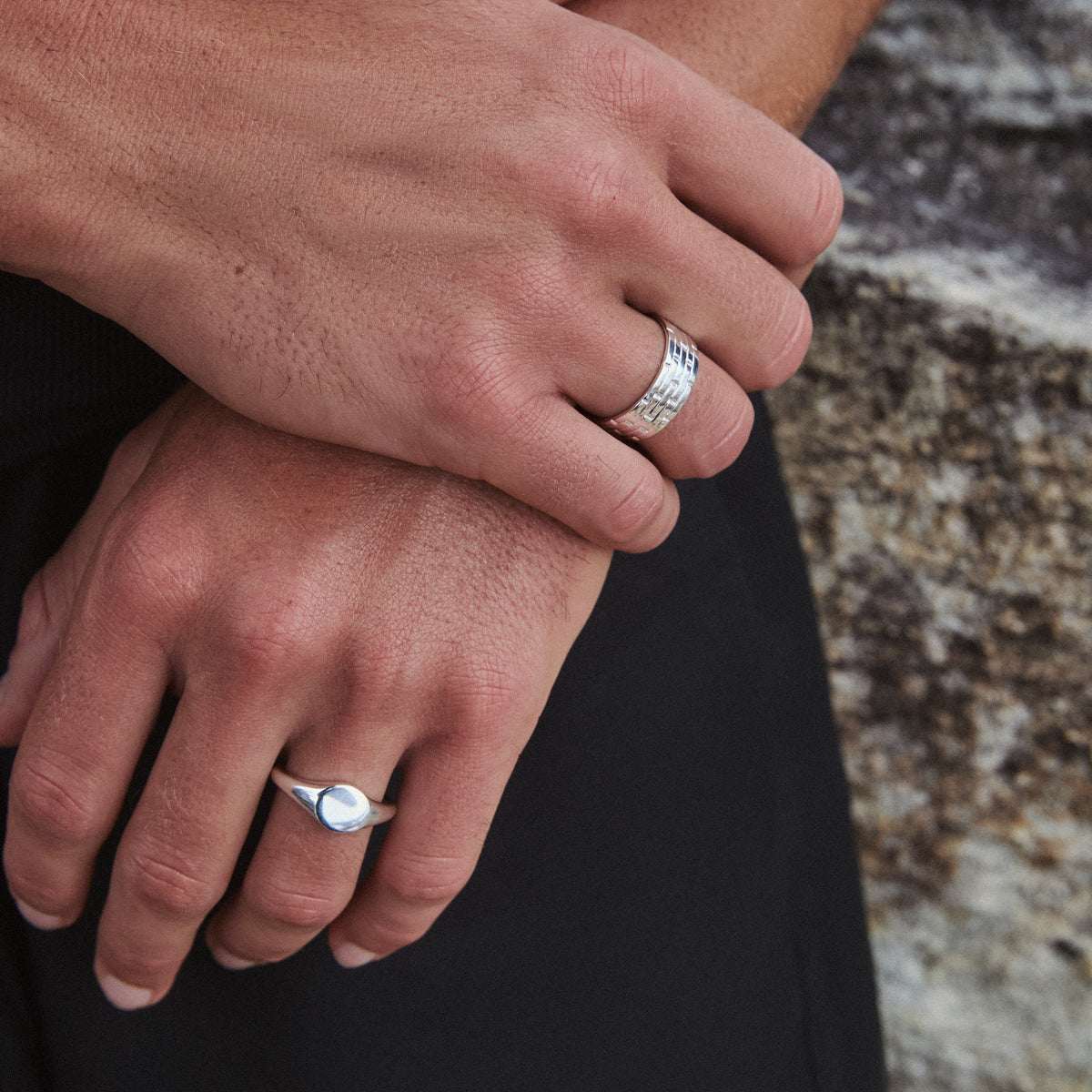 Suave Men's Silver Ring